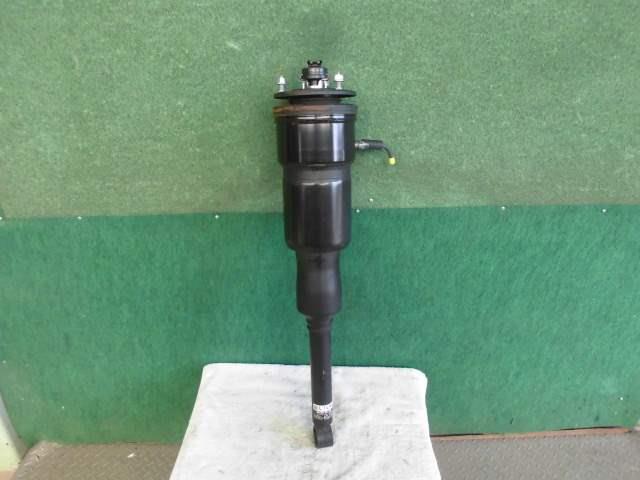 【中古】中古部品 レクサス LS USF40 左ﾘｱｴｱｻｽ 【3310420000-001643520850420】 26,928円