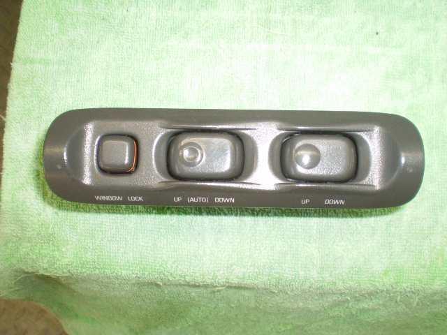 【中古】中古部品 セルボ CN31S ﾊﾟﾜｰｳｲﾝﾄﾞｳｽｲｯﾁ 【3310420000-000808754961900】