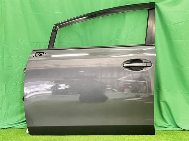 【中古】中古部品 プリウスα ZVW41W 左ﾌﾛﾝﾄﾄﾞｱ 【3330240100-002026510813200】