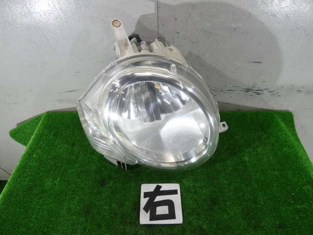 【中古】中古部品 シエンタ NCP81G 右ﾍｯﾄﾞﾗﾝﾌﾟ 【3260250000-000026001710800】