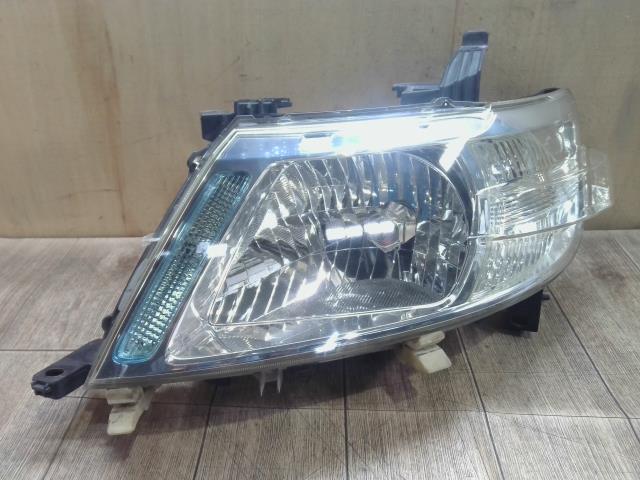 【中古】中古部品 セレナ C25 左ﾍｯﾄﾞﾗﾝﾌﾟ 【3310390100-260128000210900】