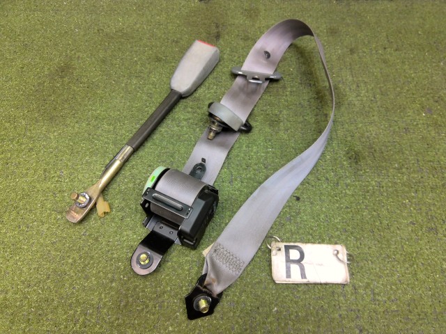 【中古】中古部品 サンバー KS4 ｼｰﾄﾍﾞﾙﾄ 【3330200100-252237000077150】