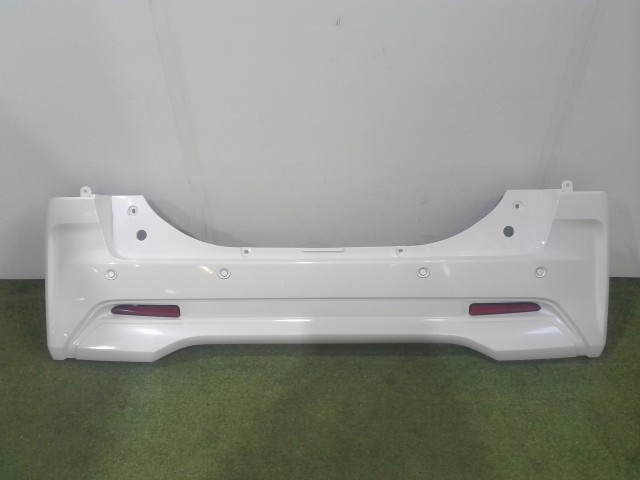 【中古】中古部品 ルークス B44A リアバンパー 【3310090100-202512036315100】|e-cleマート