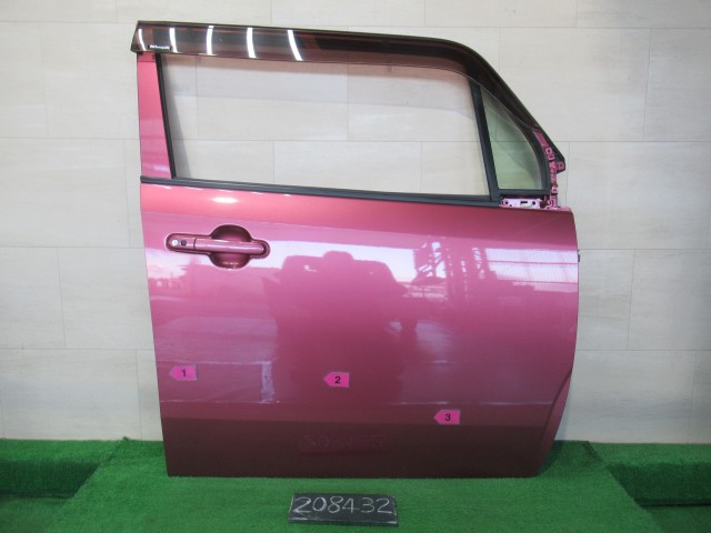 【中古】中古部品 ＭＲワゴン MF33S 右ﾌﾛﾝﾄﾄﾞｱ 【3310120100-260204000113100】