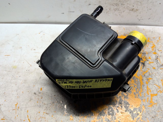 【中古】中古部品 エブリィ DA17V ｴｱｸﾘｰﾅｰ 【3310160100-000004494029050】