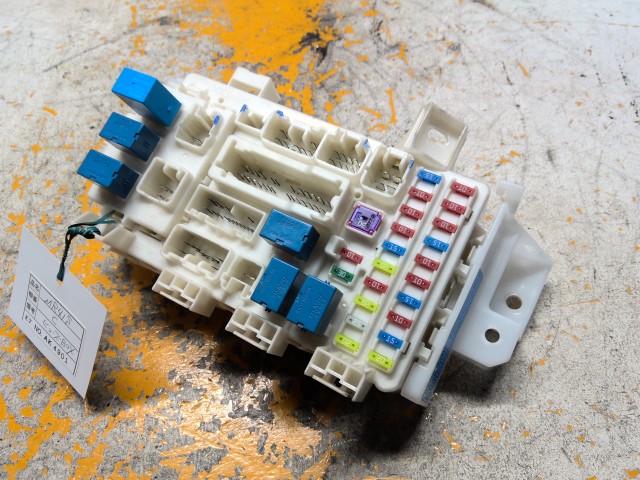 【中古】中古部品 ハスラー MR41S ﾋｭｰｽﾞﾎﾞｯｸｽ 【3310160100-000004491767800】