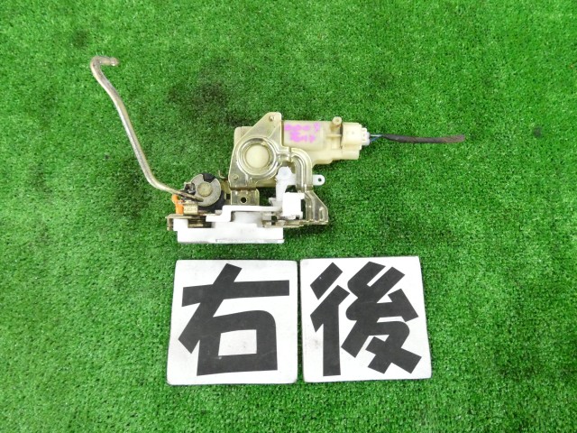 【中古】中古部品 ムーヴ L900S 右ﾘｱﾄﾞｱﾛｯｸｿﾚﾉｲﾄﾞ 【3260250000-000026000964570】