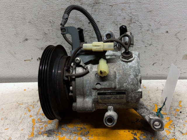 【中古】中古部品 タント L375S A/Cｺﾝﾌﾟﾚｯｻｰ 【3310160100-000004494160700】