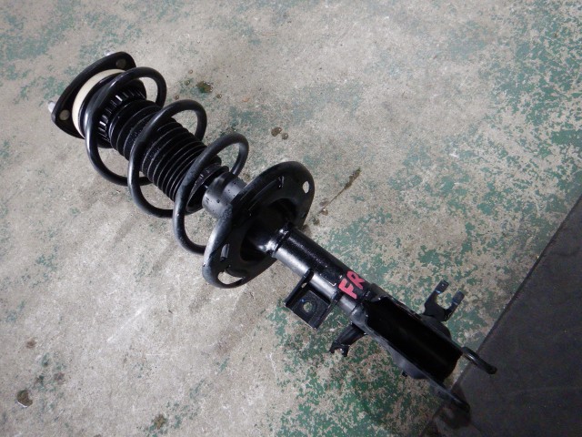 【中古】中古部品 ＣＸ－３ DK5FW 右ﾌﾛﾝﾄｽﾄﾗｯﾄ 【3330810100-260204000150110】