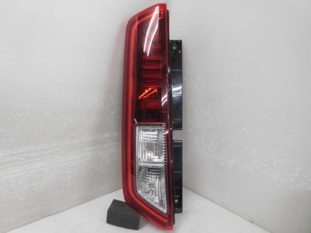 【中古】中古部品 スペーシア MK94S 左ﾃｰﾙﾗﾝﾌﾟ 【3380050000-000037991015600】