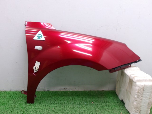 【中古】中古部品 アルファ ミト 955142 右ﾌﾛﾝﾄﾌｪﾝﾀﾞｰ 【3310250100-000253041910600】