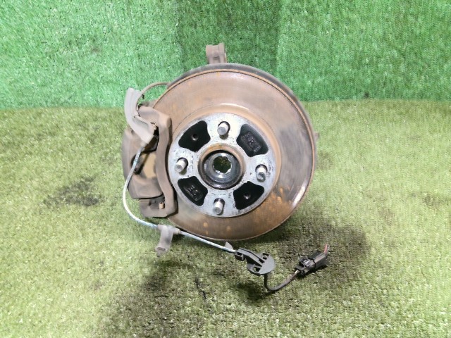 【中古】中古部品 タント LA600S 左ﾌﾛﾝﾄﾅｯｸﾙﾊﾌﾞ 【3260300000-260205000244340】
