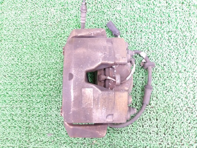 【中古】中古部品 アウディ A6 4GCHVS 左ﾌﾛﾝﾄｷｬﾘﾊﾟｰ 【3310250100-000263000144360】 15,286円