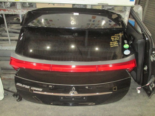 【中古】中古部品 エクリプスクロス GK1W ﾊﾞｯｸﾄﾞｱ 【3310160100-000004500715800】