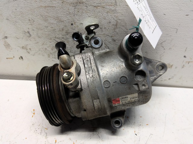 【中古】中古部品 ワゴンＲ MH44S A/Cｺﾝﾌﾟﾚｯｻｰ 【3310160100-000004496060700】