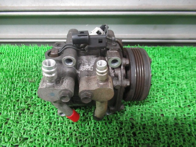 【中古】中古部品 タウンボックス U62W A/Cｺﾝﾌﾟﾚｯｻｰ 【3330540100-251223000560700】
