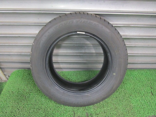 【中古】中古部品 セレナ HC27 ﾀｲﾔ 【3330540100-250908000647201】