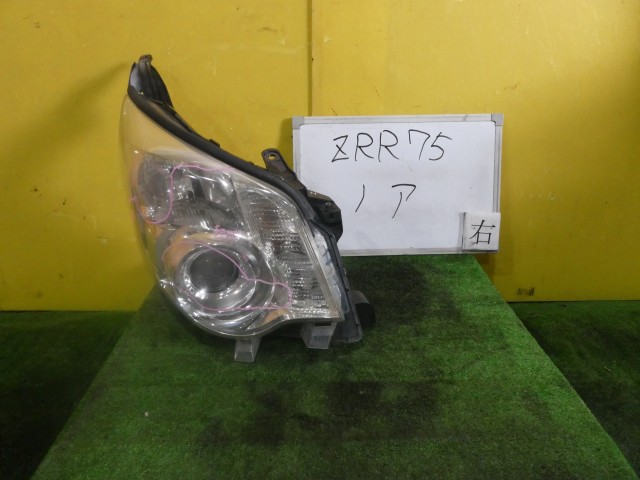 【中古】中古部品 ノア ZRR75G 右ﾍｯﾄﾞﾗﾝﾌﾟ 【3331010600-260202000110800】