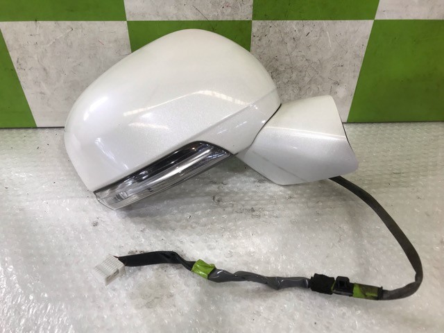 【中古】中古部品 ＳＡＩ AZK10 右ｻｲﾄﾞﾐﾗｰ 【3330530100-000005509413500】