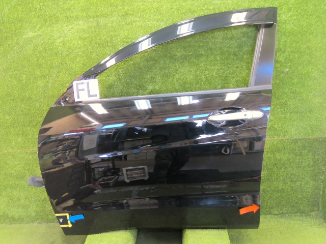 【中古】中古部品 ヴェゼル RU3 左ﾌﾛﾝﾄﾄﾞｱ 【3330200100-252219000013200】｜e-cleマート