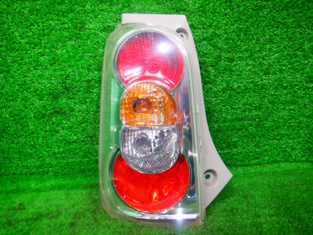 【中古】中古部品 ミラココア L675S 左ﾃｰﾙﾗﾝﾌﾟ 【3340140100-000025342415600】