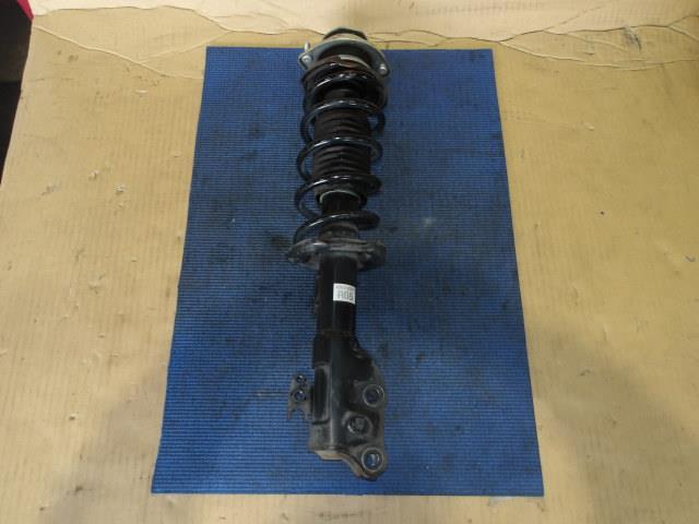 【中古】中古部品 タント LA600S 右ﾌﾛﾝﾄｽﾄﾗｯﾄ 【3340220100-000227003750110】