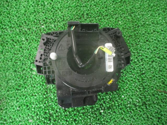 【中古】中古部品 フィット GK3 その他 ｽﾃｱﾘﾝｸﾞ系部品 【3310190100-000255011149000】
