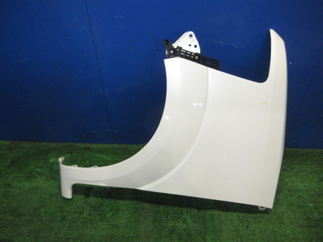 【中古】中古部品 Ｎ－ＢＯＸ JF1 左ﾌﾛﾝﾄﾌｪﾝﾀﾞｰ 【3310270100-000015230310700】 11,168円