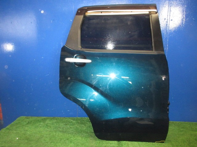 【中古】中古部品 ムーヴ LA150S 右ﾘｱﾄﾞｱ 【3310270100-000015219913300】