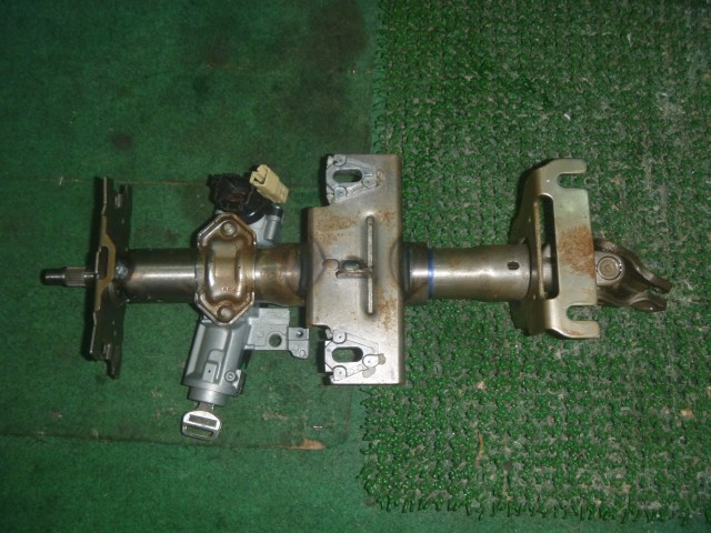 【中古】中古部品 エブリィ DA64V ｽﾃｱﾘﾝｸﾞｺﾗﾑ 【3330370100-000263002647140】