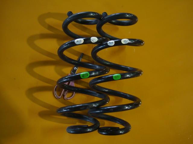 【中古】中古部品 エクストレイル NT32 ﾘｱｽﾌﾟﾘﾝｸﾞｾｯﾄ 【3340220100-000226061951400】