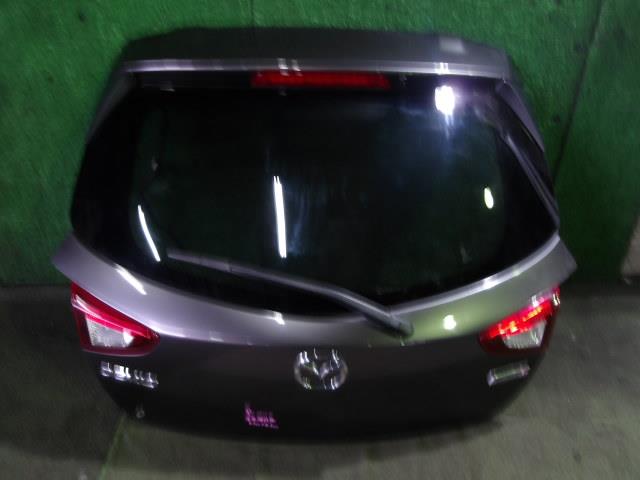 【中古】中古部品 デミオ DJ5FS ﾊﾞｯｸﾄﾞｱ 【3340220100-000226093915800】