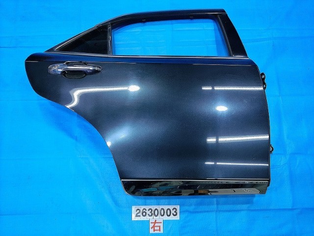 【中古】中古部品 クラウン AWS210 右ﾘｱﾄﾞｱ 【3310040100-000263000313300】