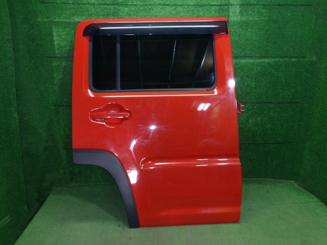 【中古】中古部品 ハスラー MR92S 右ﾘｱﾄﾞｱ 【3330420100-260203000213300】