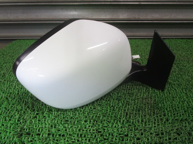 【中古】中古部品 ワゴンＲ MH23S 右ｻｲﾄﾞﾐﾗｰ 【3330540100-251211001513500】