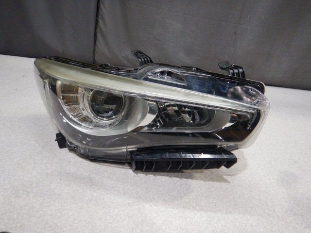 【中古】中古部品 スカイライン HV37 右ﾍｯﾄﾞﾗﾝﾌﾟ 【3330810100-260212000510800】