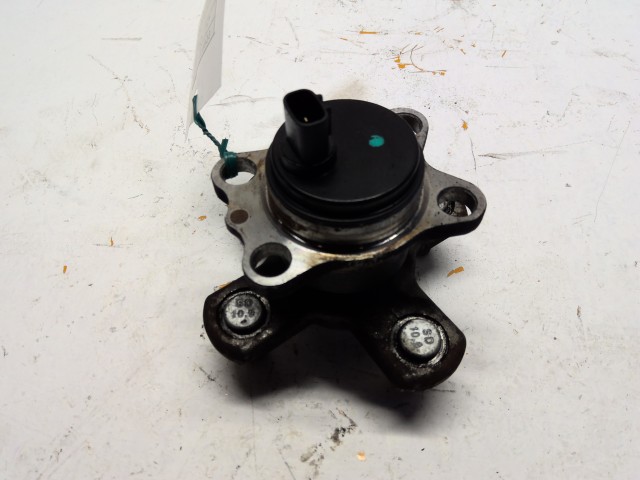 【中古】中古部品 ムーヴ L175S ﾘｱﾊﾌﾞ 【3310160100-000004496344470】