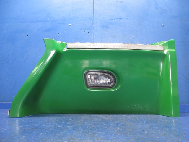 【中古】中古部品 UD日産大型車 CV2YL 右ｻｲﾄﾞｽﾃｯﾌﾟ 【3310270100-000015229213700】