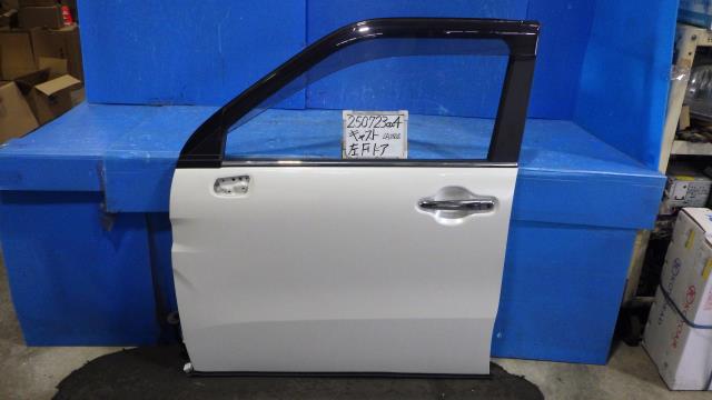 【中古】中古部品 キャスト LA250S 左ﾌﾛﾝﾄﾄﾞｱ 【3330340100-250723000413200】