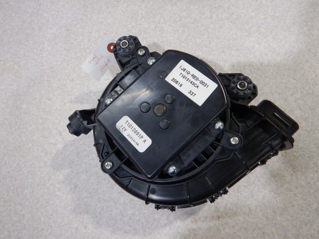 【中古】中古部品 フィットシャトル GP2 ﾋｰﾀｰﾌﾞﾛｱﾓｰﾀｰ 【3330810100-260216000167900】