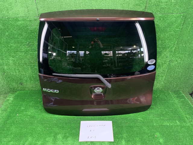 【中古】中古部品 モコ MG22S ﾊﾞｯｸﾄﾞｱ 【3330991000-260212000815800】