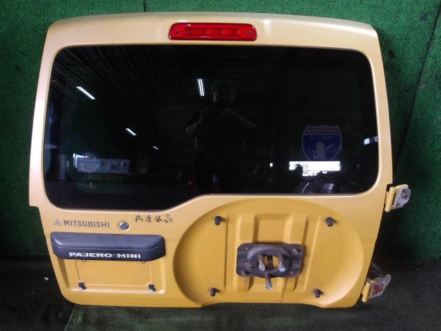 【中古】中古部品 パジェロミニ H53A ﾊﾞｯｸﾄﾞｱ 【3340220100-000226047015800】