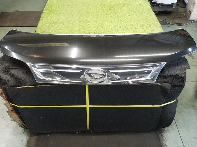 【中古】中古部品 タントエグゼ L455S ボンネットフード 【3260200000-260216000410500】|e-cleマート