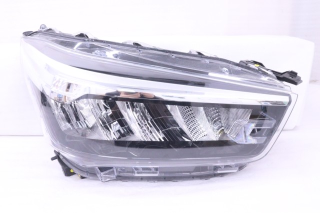 【中古】中古部品 ライズ A201A 右ヘッドランプ 【3260520000-260218500610800】