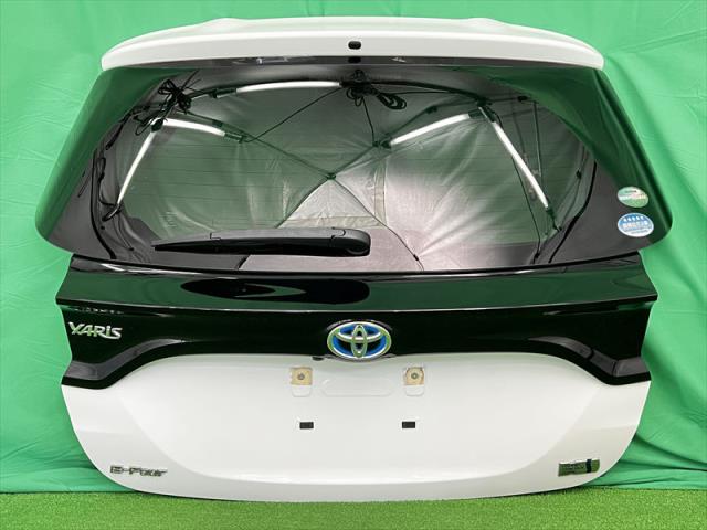 【中古】中古部品 ヤリス MXPH15 ﾊﾞｯｸﾄﾞｱ 【3330240100-002026518015800】