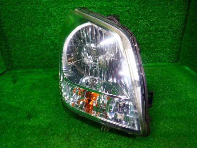【中古】中古部品 ワゴンＲ MH23S 右ﾍｯﾄﾞﾗﾝﾌﾟ 【3340140100-000026006510800】