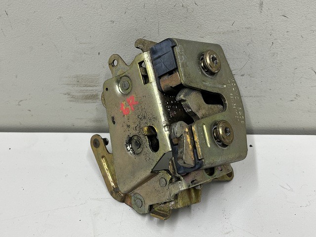 【中古】中古部品 ボルボ 200シリーズ AB230W 右ﾘｱﾄﾞｱﾛｯｸｿﾚﾉｲﾄﾞ 【3310070100-000090778064570】