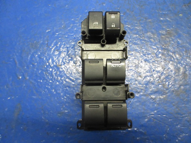 【中古】中古部品 フリード GB5 ﾊﾟﾜｰｳｲﾝﾄﾞｳｽｲｯﾁ 【3310270100-000015196461900】