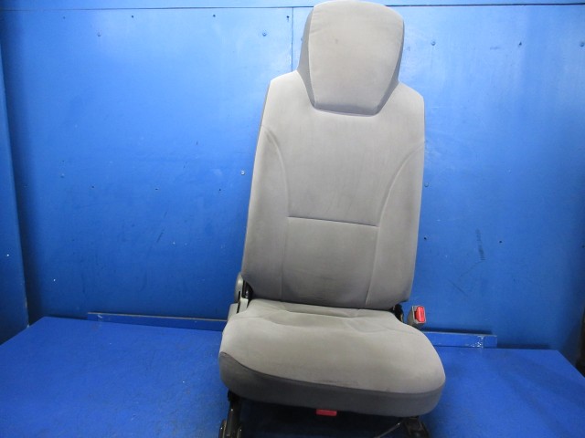 【中古】中古部品 エルフ NLR85AR ﾄﾞﾗｲﾊﾞｰｼｰﾄ 【3310270100-000015224370500】｜e-cleマート