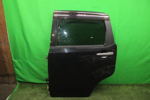 【中古】中古部品 ムーヴ LA150S 左ﾘｱﾄﾞｱ 【3330950100-000059181013400】